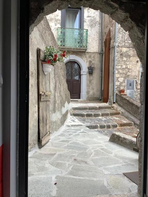 Benny'S House Villa Pesche Exterior photo